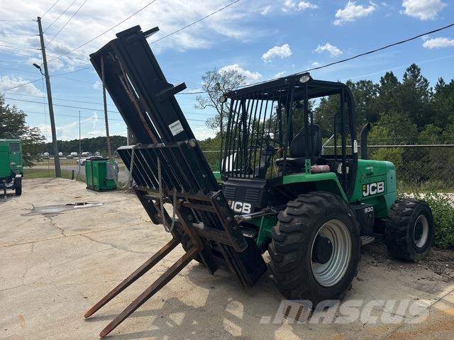 JCB 930 ラフターテレントラック