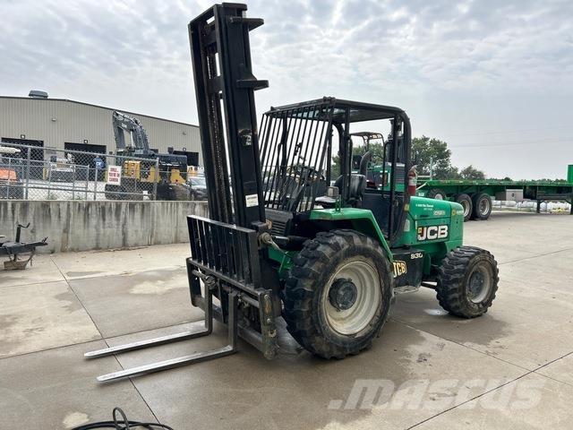 JCB 930 ラフターテレントラック