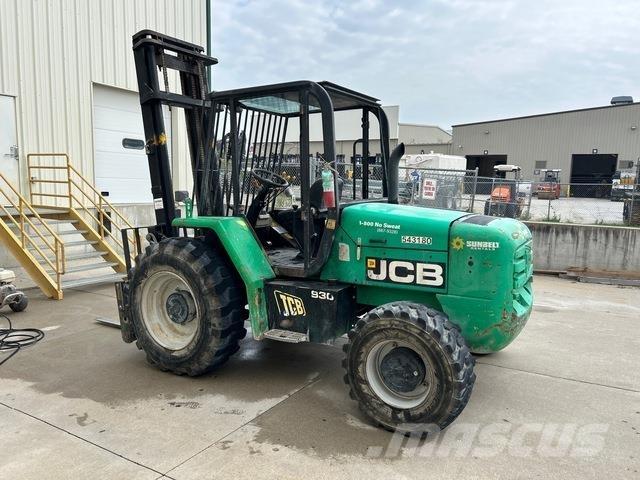 JCB 930 ラフターテレントラック