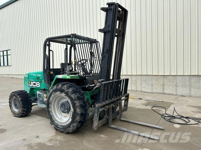 JCB 930 ラフターテレントラック