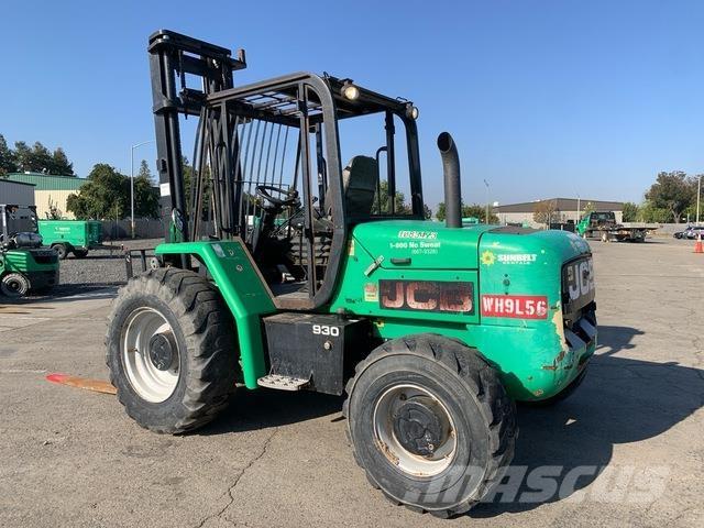 JCB 930 ラフターテレントラック