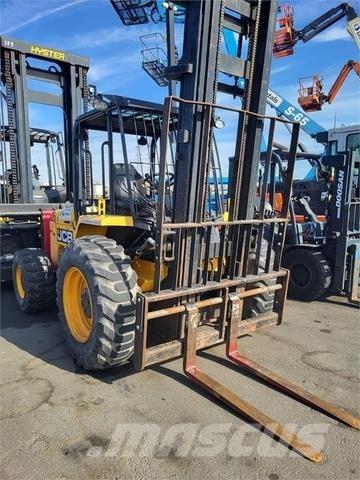JCB 930-4 ラフターテレントラック