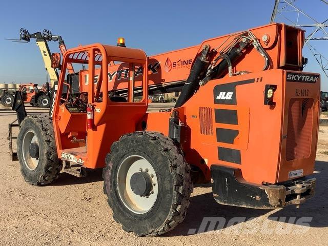JLG 10042 テレスコーピックハンドラー