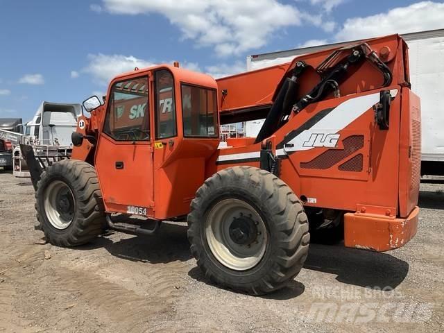 JLG 10054 テレスコーピックハンドラー