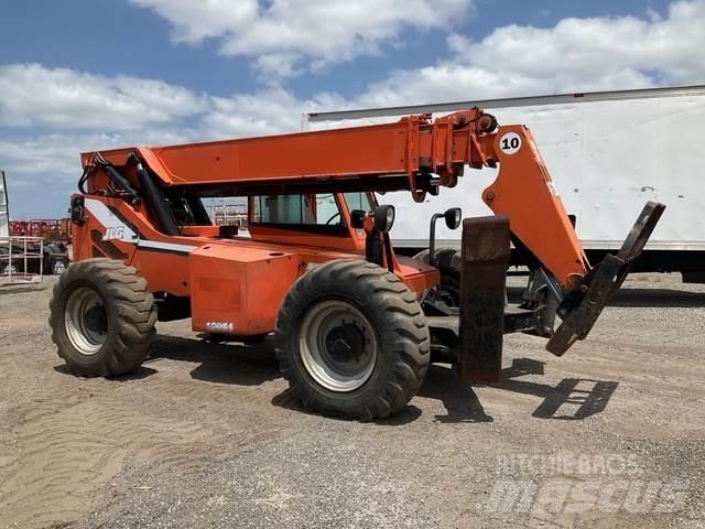 JLG 10054 テレスコーピックハンドラー