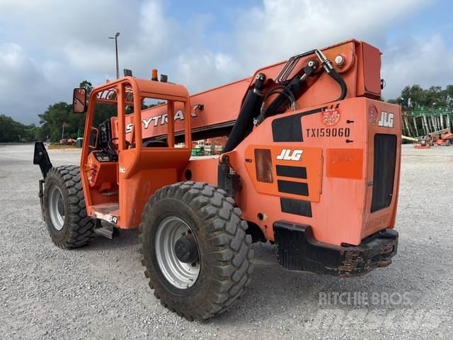 JLG 10054 テレスコーピックハンドラー