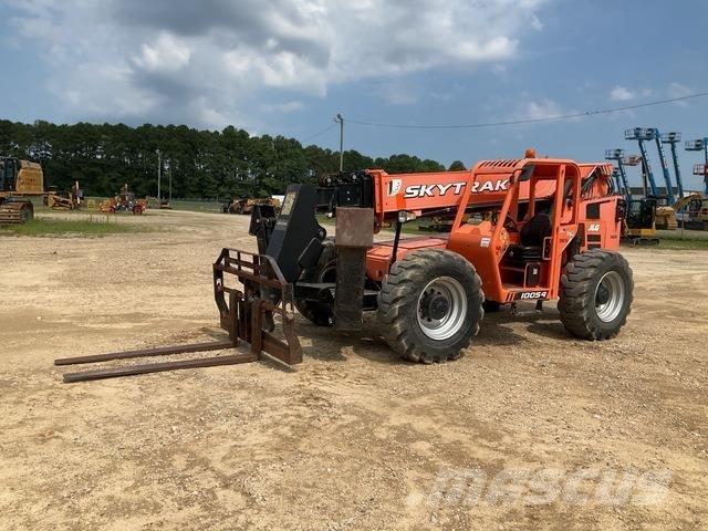 JLG 10054 テレスコーピックハンドラー