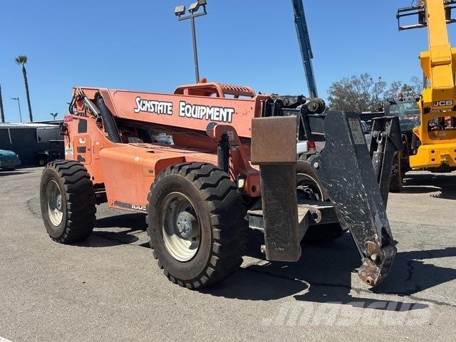 JLG 10054 テレスコーピックハンドラー