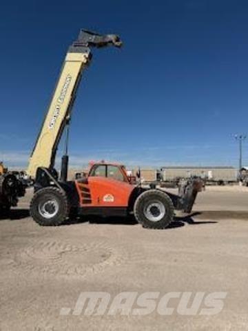 JLG 1055 テレスコーピックハンドラー
