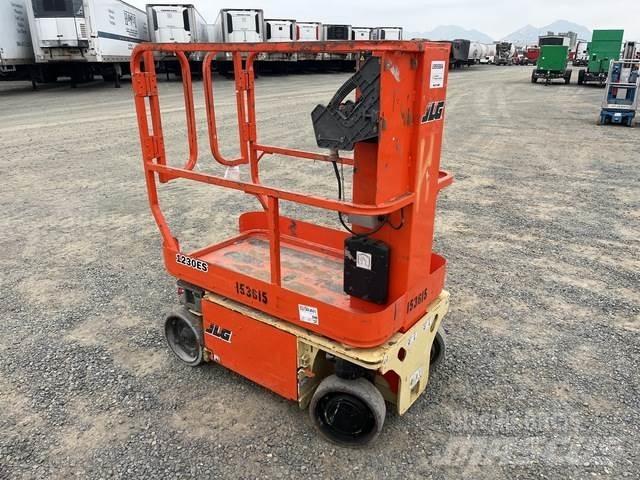 JLG 1230ES 垂直昇降型リフト