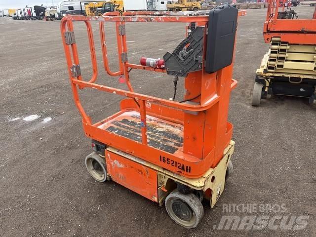 JLG 1230ES 垂直昇降型リフト