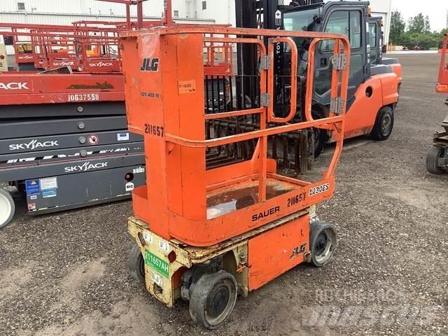 JLG 1230ES 垂直昇降型リフト
