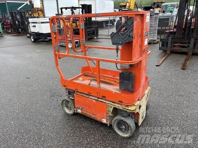 JLG 1230ES 垂直昇降型リフト