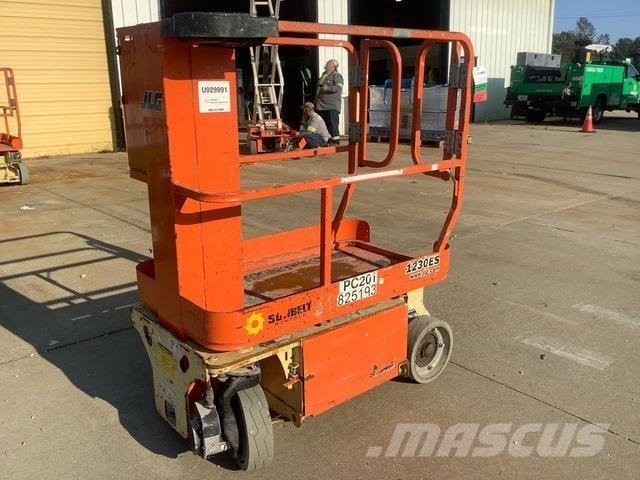 JLG 1230ES 垂直昇降型リフト