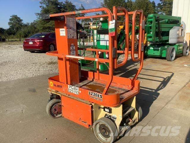 JLG 1230ES 垂直昇降型リフト