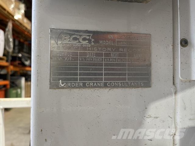 JLG 1230ES 垂直昇降型リフト