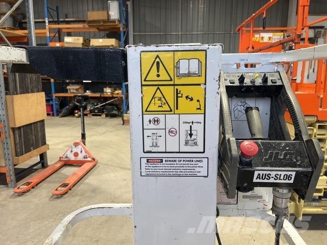 JLG 1230ES 垂直昇降型リフト