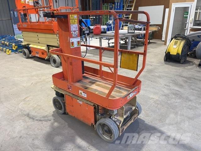 JLG 1230ES 垂直昇降型リフト