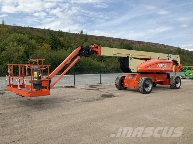 JLG 1250AJ ブームリフト　屈伸型