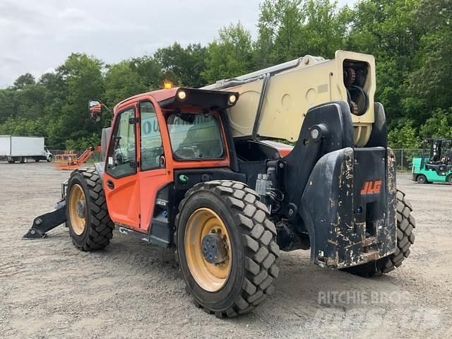 JLG 1255 テレスコーピックハンドラー