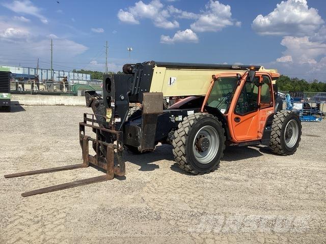 JLG 1255 テレスコーピックハンドラー