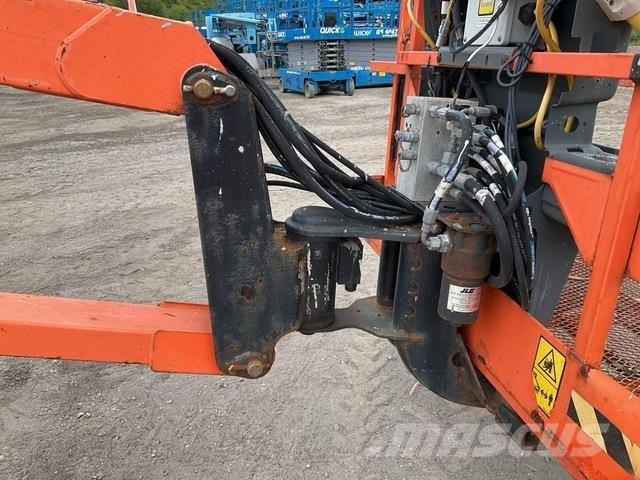JLG 1350SJP ブームリフト　屈伸型