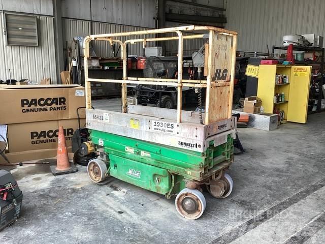 JLG 1930 ES シザースリフト