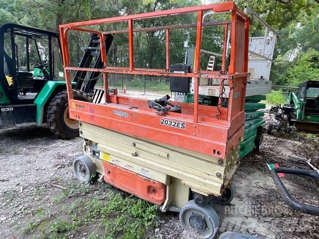 JLG 2032ES シザースリフト