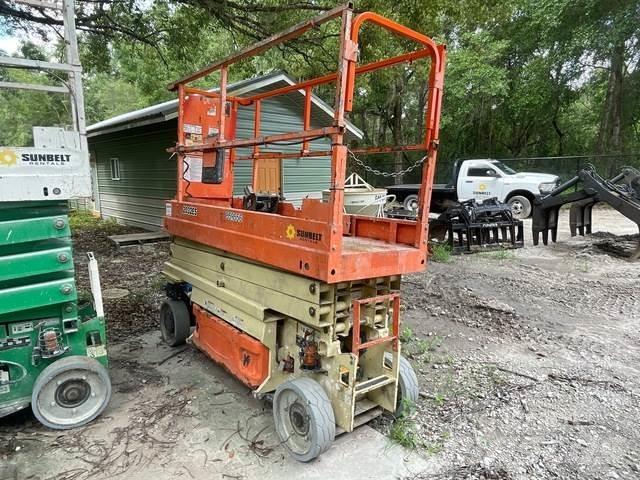 JLG 2032ES シザースリフト