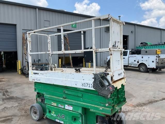 JLG 2032ES シザースリフト