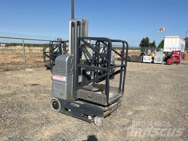 JLG 20MVL 垂直昇降型リフト