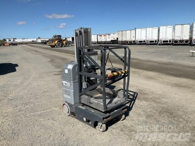 JLG 20MVL 垂直昇降型リフト