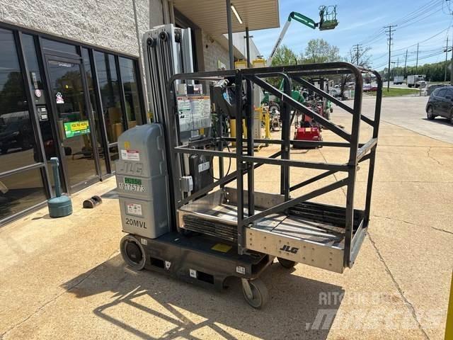 JLG 20MVL 垂直昇降型リフト
