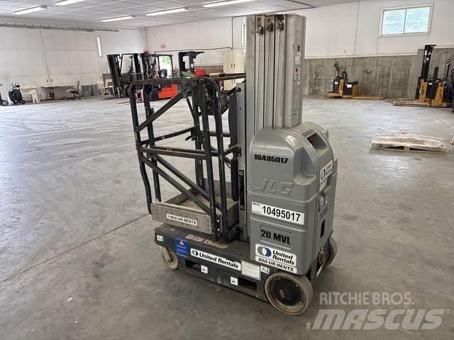 JLG 20MVL 垂直昇降型リフト