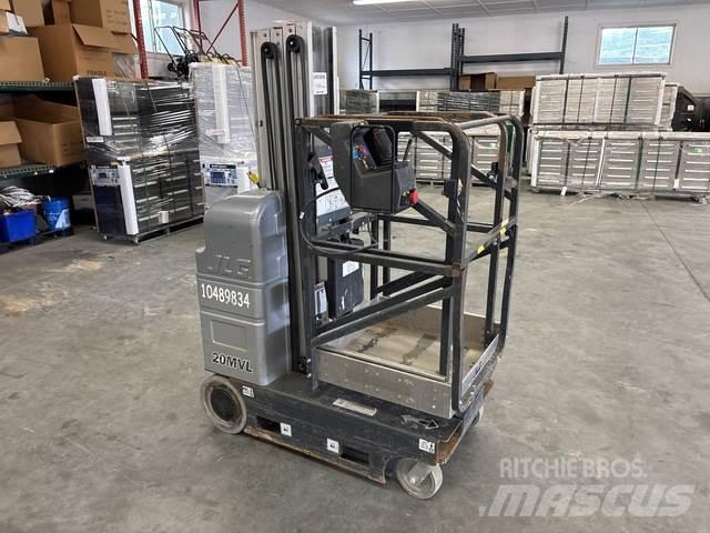 JLG 20MVL 垂直昇降型リフト