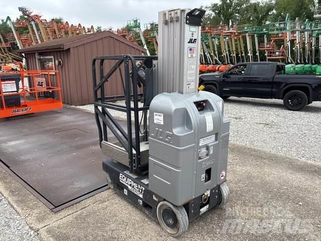 JLG 20MVL 垂直昇降型リフト