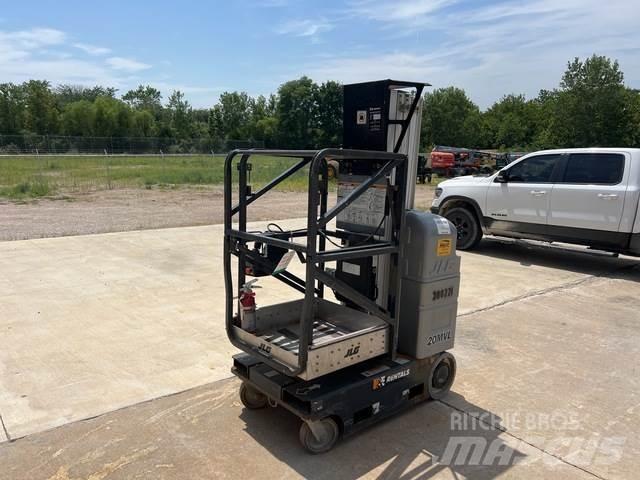 JLG 20MVL 垂直昇降型リフト