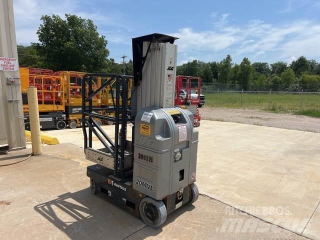 JLG 20MVL 垂直昇降型リフト