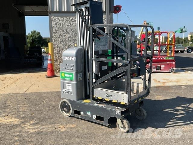 JLG 20MVL 垂直昇降型リフト