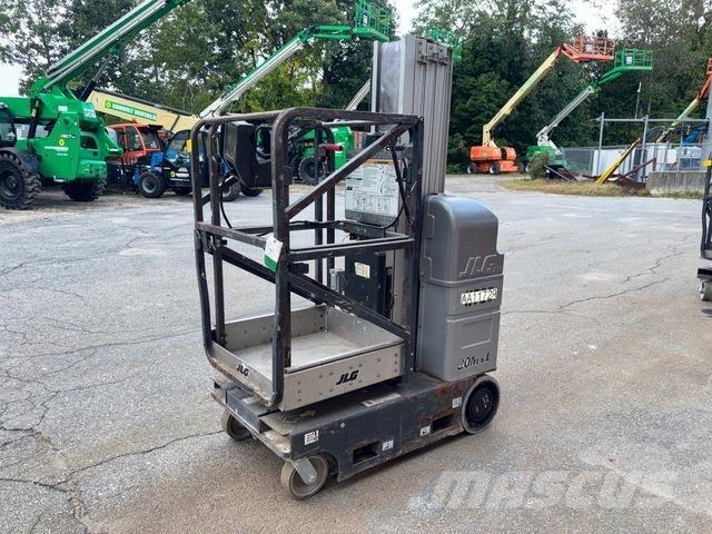 JLG 20MVL 垂直昇降型リフト