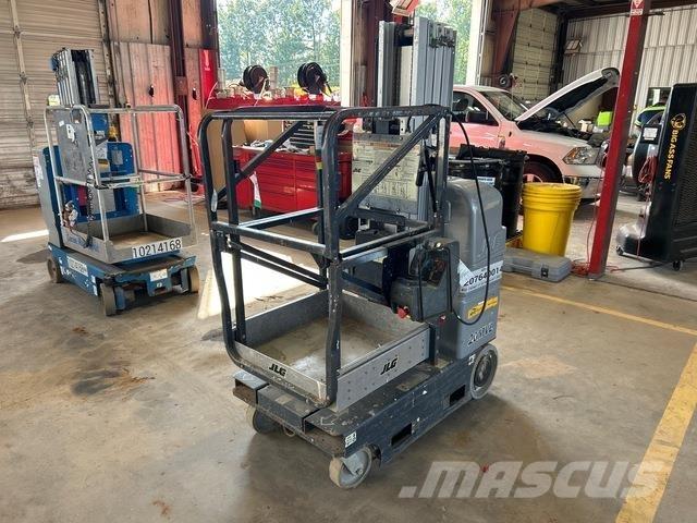 JLG 20MVL 垂直昇降型リフト