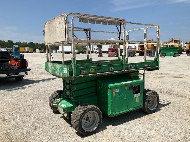 JLG 260MRT シザースリフト