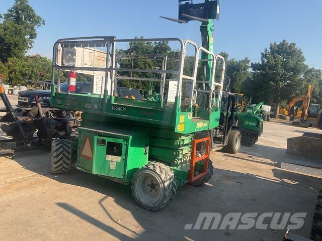 JLG 260MRT シザースリフト
