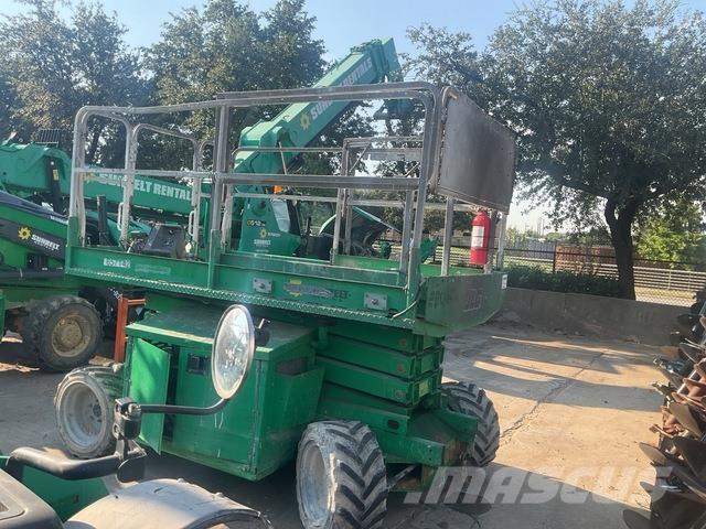 JLG 260MRT シザースリフト