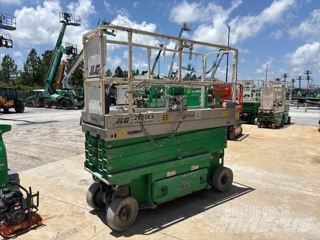 JLG 2630ES シザースリフト