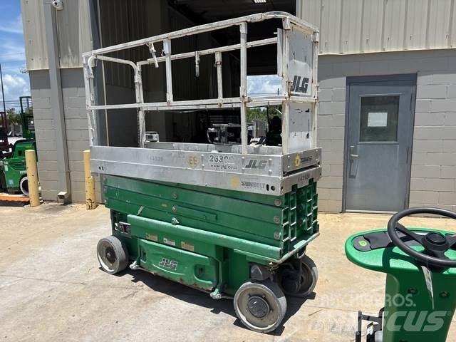 JLG 2630ES シザースリフト
