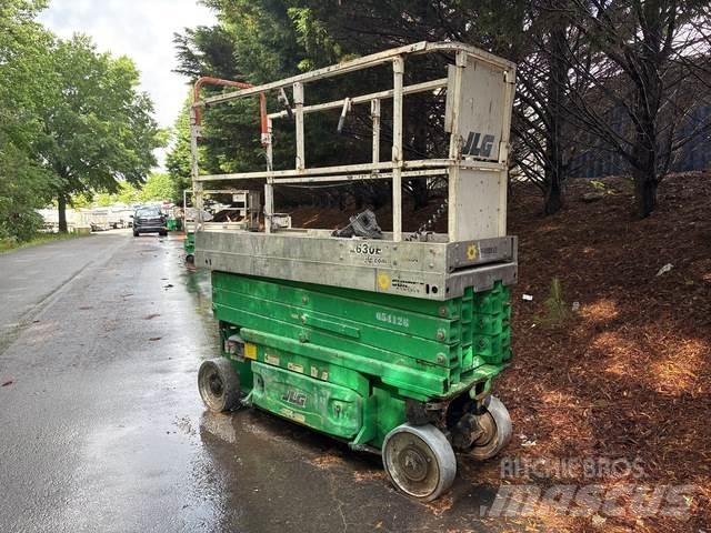 JLG 2630ES シザースリフト