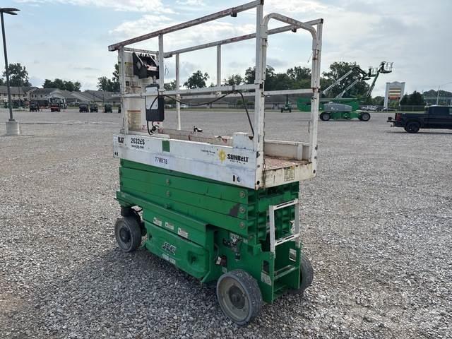JLG 2632 ES シザースリフト