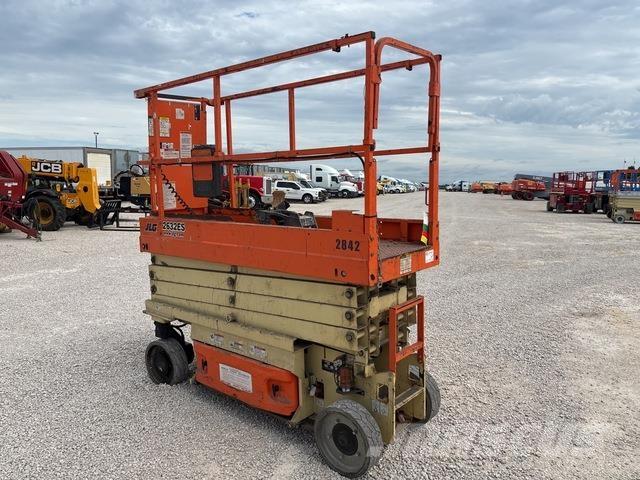JLG 2632ES シザースリフト