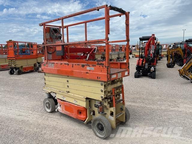 JLG 2632ES シザースリフト